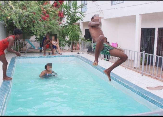 Appartement 2 Chambres Residence Avec Piscine Yaounde Bagian luar foto